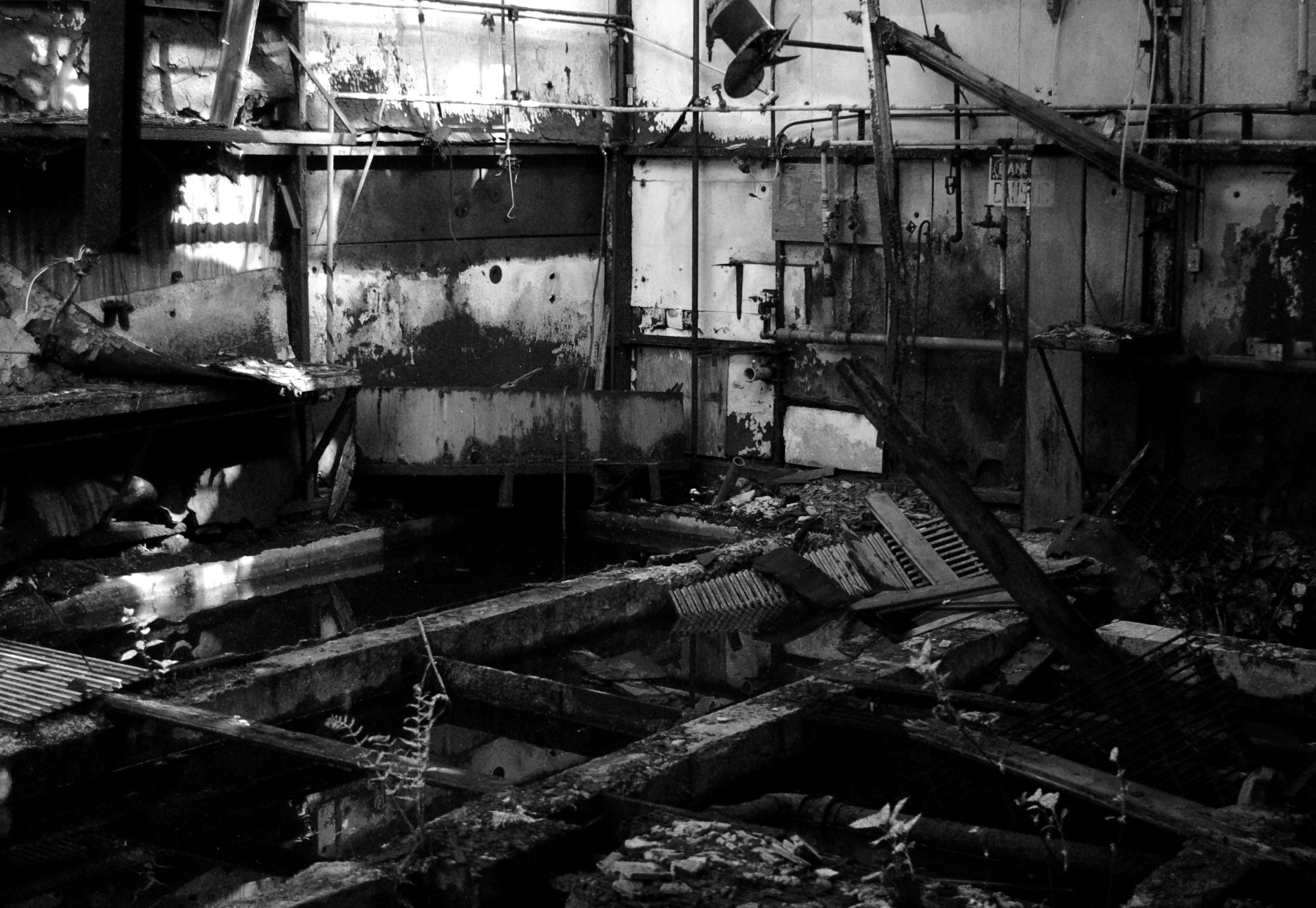 Untitled abandoned architecture photograph