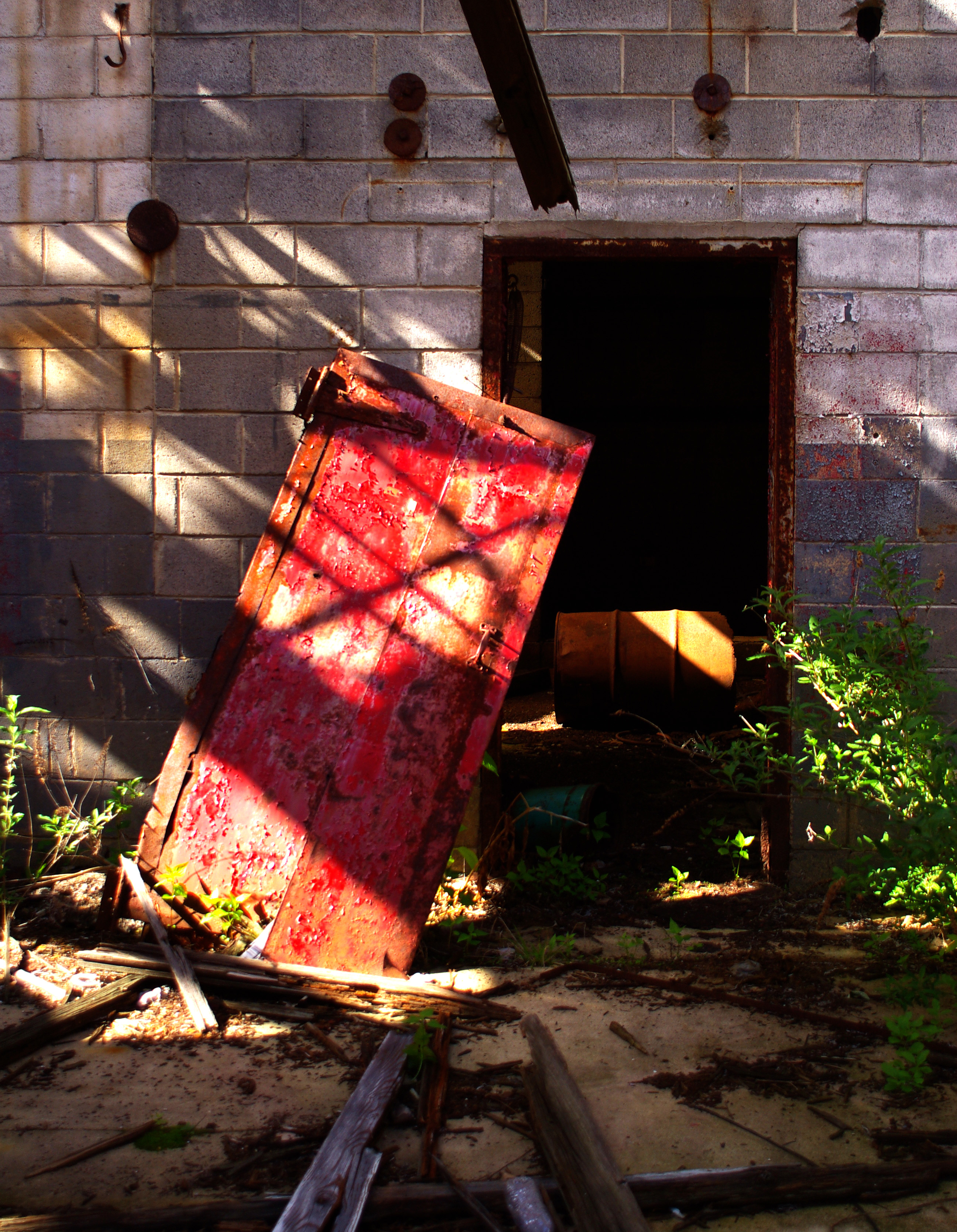 Untitled abandoned architecture photograph
